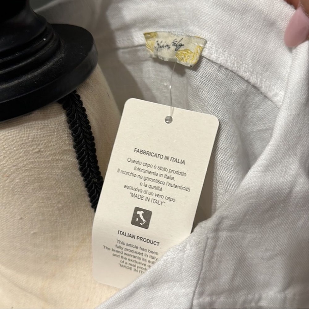 Italian Linen Button-Up Blouse - Picture 6 of 9